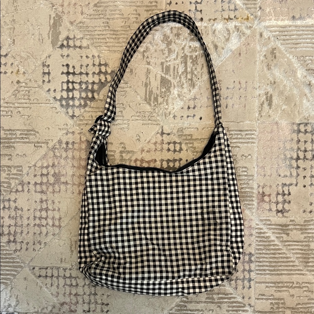 BAGGU Black and White Gingham Nylon Shoulder Bag